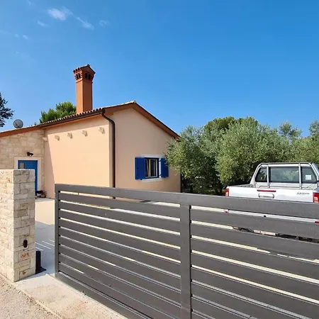 Fuer 5 Personen Ca 80 Qm In Peroj, Istrien Istrische Riviera * Peroj